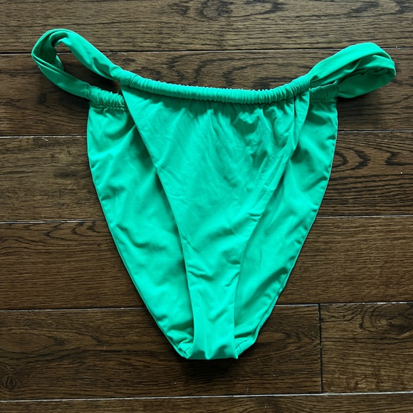 Green Cheeky Bikini Bathingsuit - Picture 2 of 4